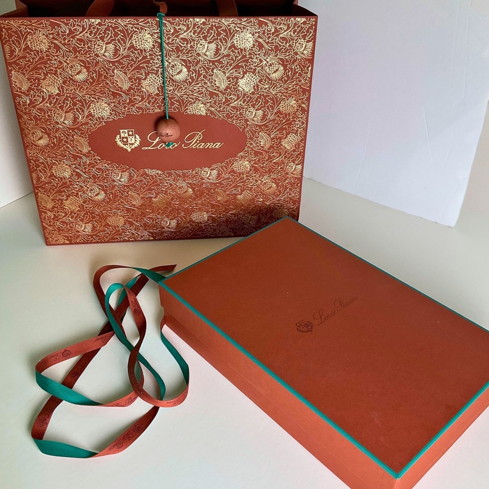 NWT Loro Piana Napier Scarf | Baby Cashmere | White Snow | Original Packaging - Picture 11 of 16